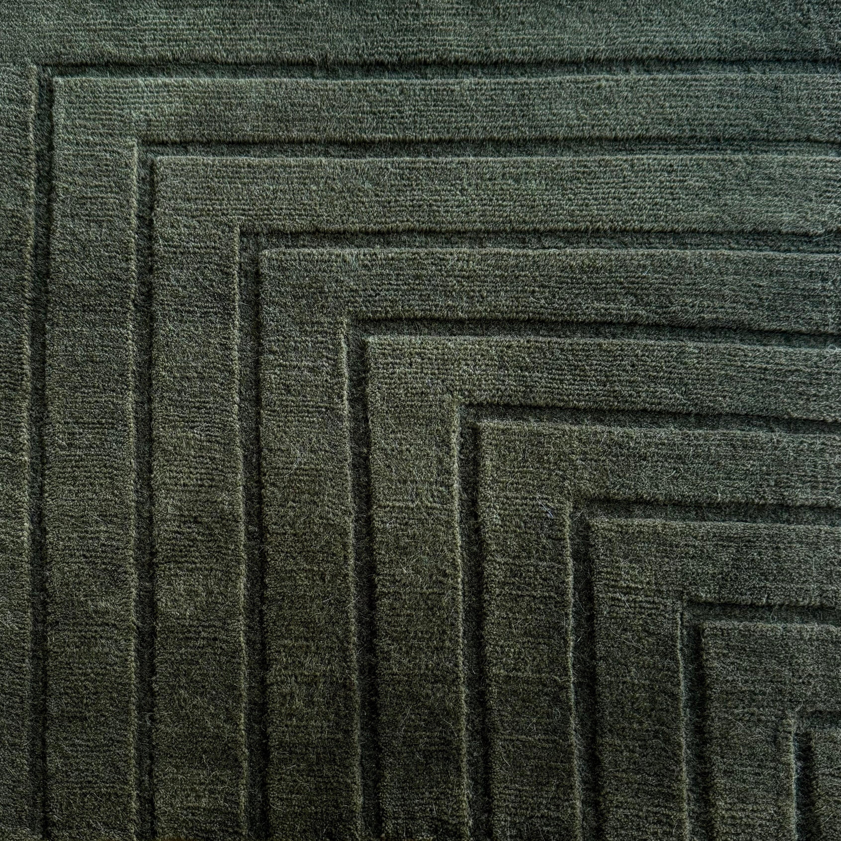 Corridor - Pine
